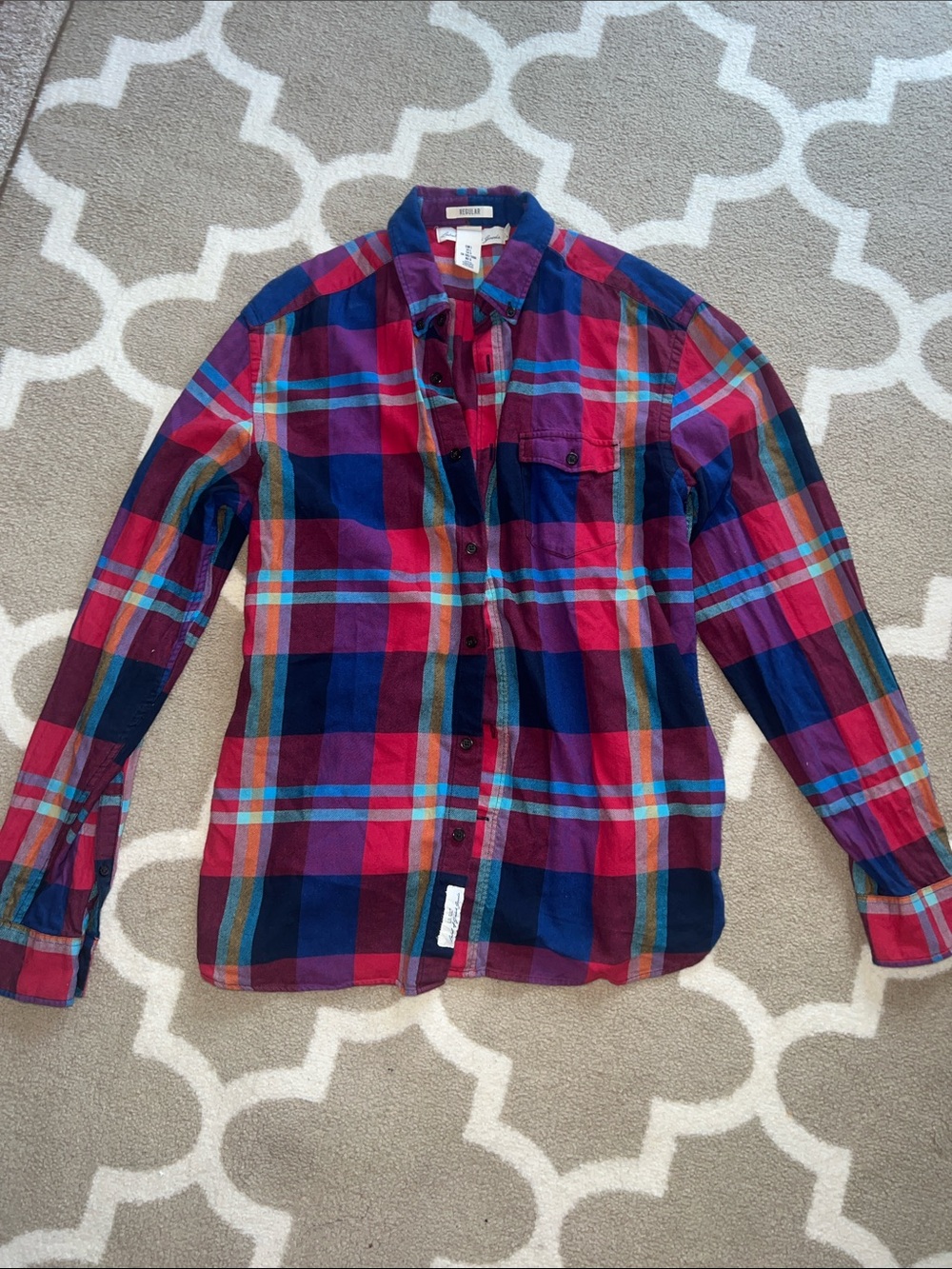 Men's Plaid Button-Down Shirt in Pink and Navy - Casual Long Sleeve